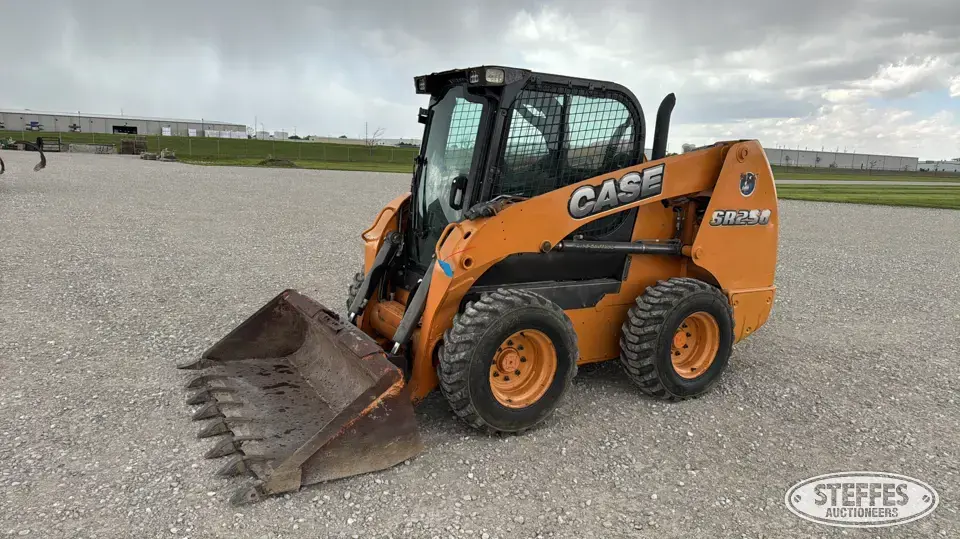 2014 Case SR250 Wheeled Skid Steer