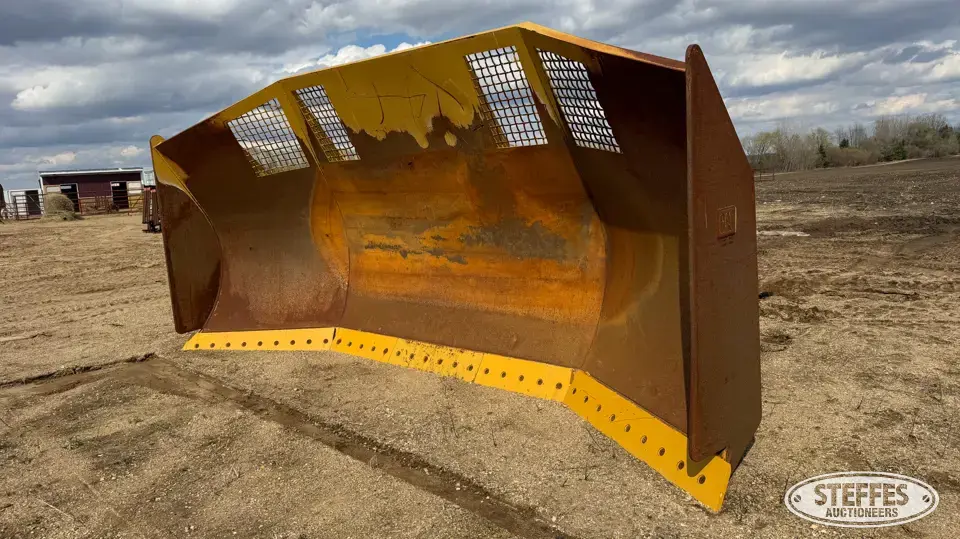 CAT U-dozer blade Dozer Attachment