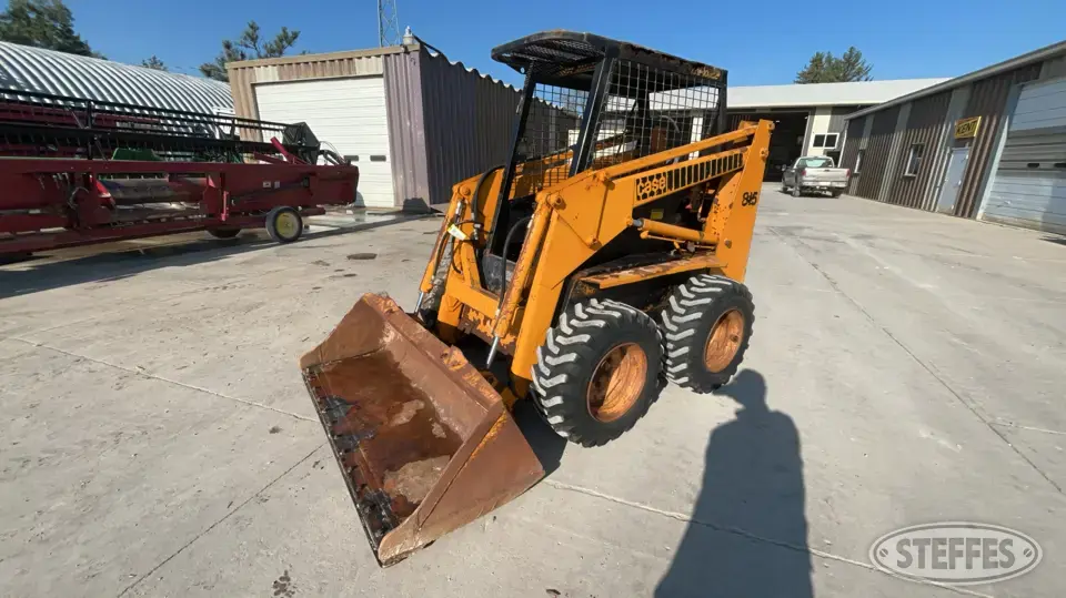 Case 1845 Wheeled Skid Steer