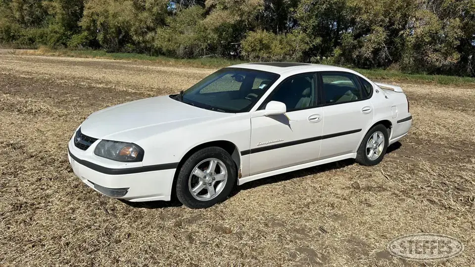 2003 Chevrolet Impala LS Car