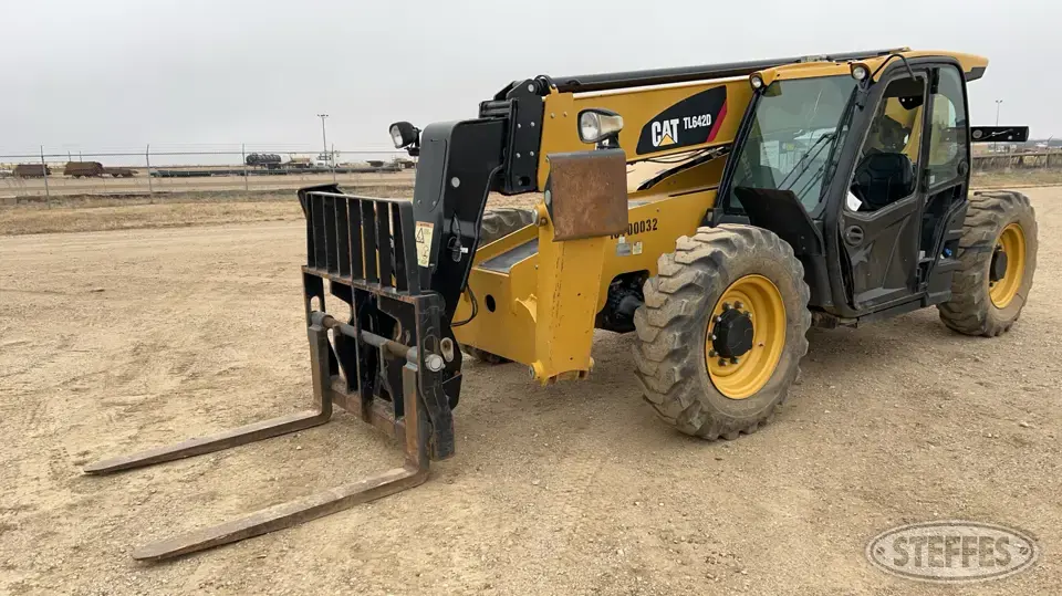 2016 CAT TL642D Telescopic Forklift