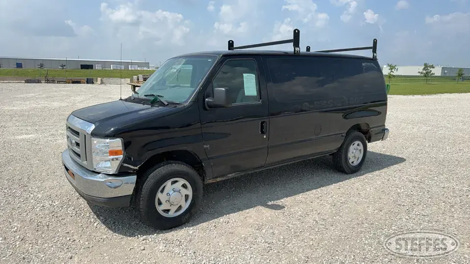 2010 Ford E-250 Van