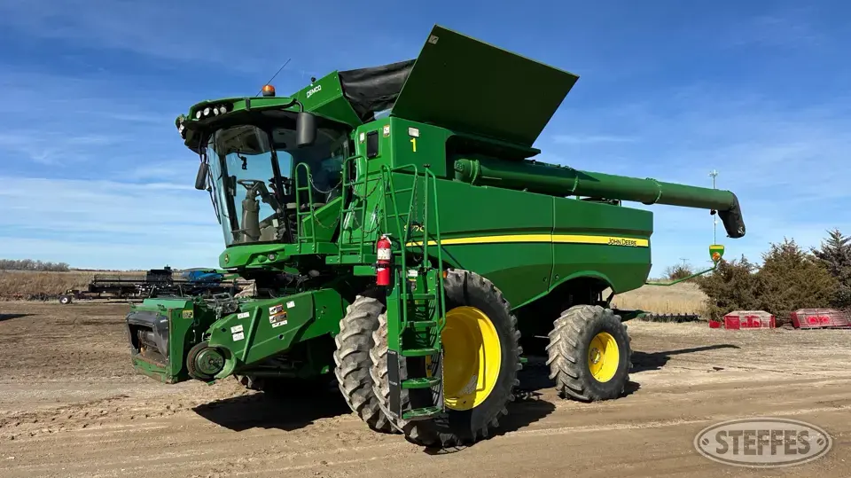 2019 John Deere S770 Combine