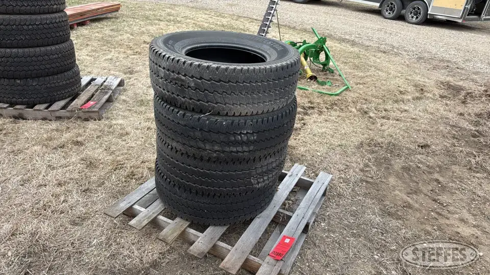 (4) Bridgestone LT265/70R17 tires Passenger-Light Truck Tire