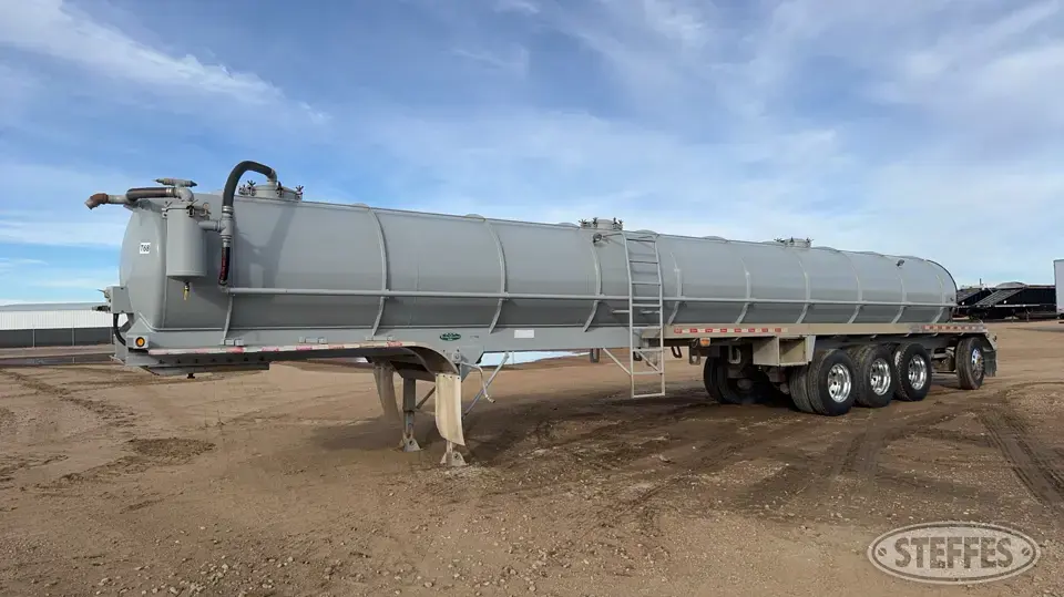 2019 Dragon 193 BBL Vacuum Trailer