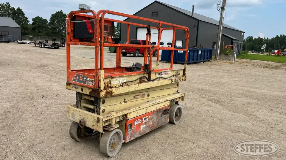 1998 JLG 2033-F Scissor Lift