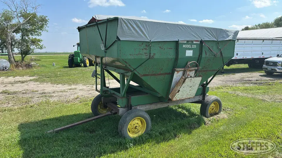 Huskee 225 Gravity Box