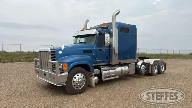 2016 Mack CHU613