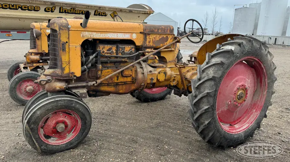 1948 Minneapolis-Moline RTU Collectible Tractor
