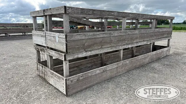 (4) Wood hay feeders