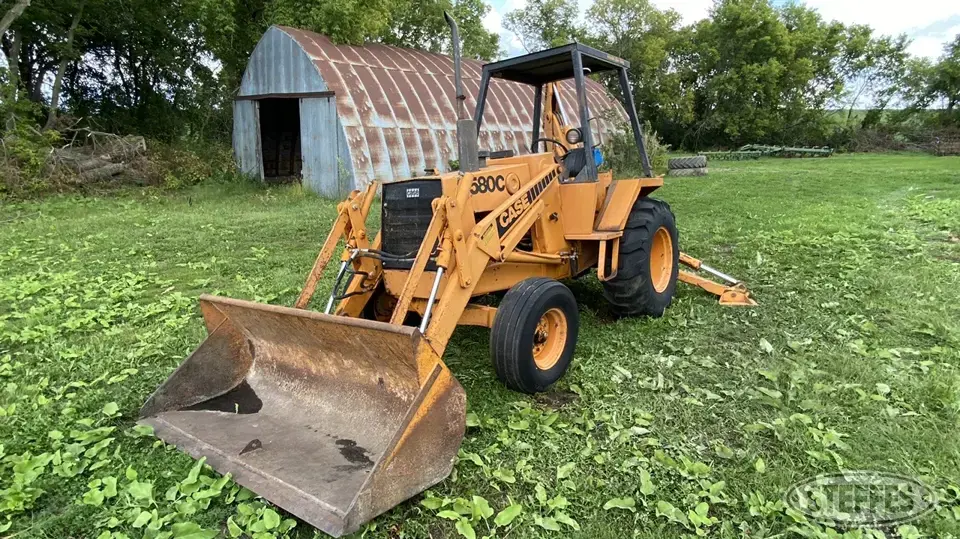 Case 580C Loader Backhoe