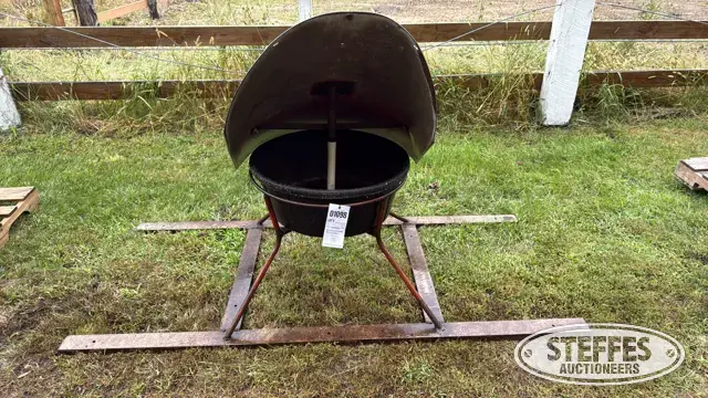 Mineral feeder