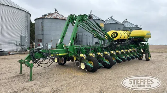 2005 John Deere 1770NT