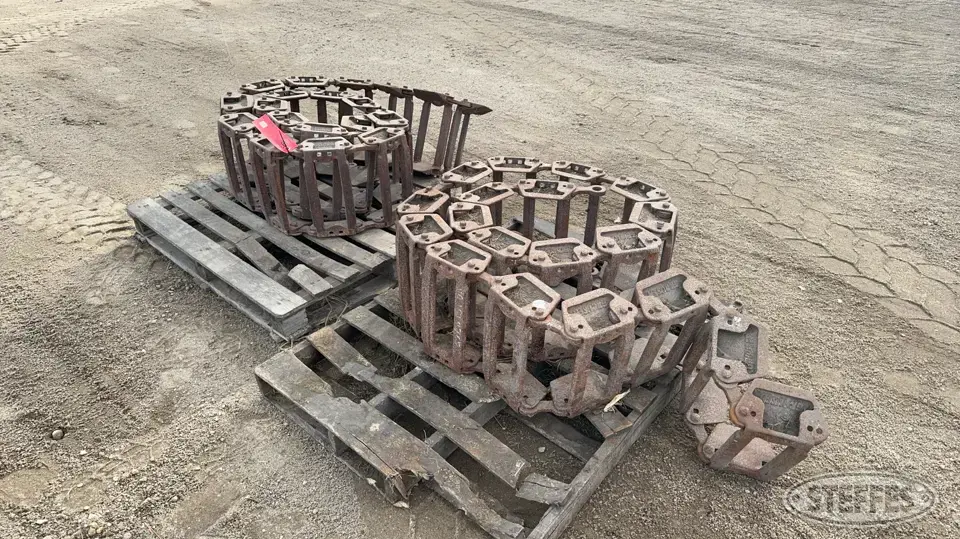 Grouser Track