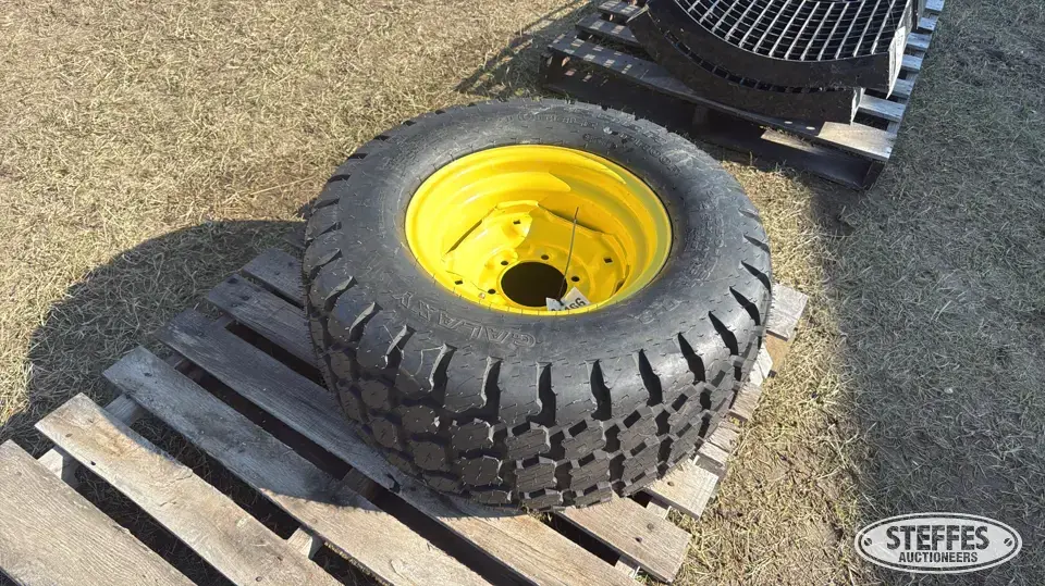 Galaxy Seeder 31x13.50-15 tire Tractor-Implement Tire