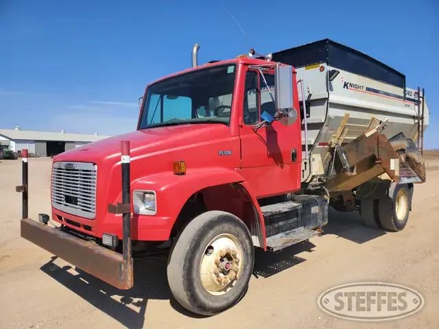 1998 Freightliner FL106