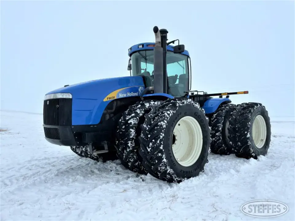 2008 New Holland T9030 4WD Tractor
