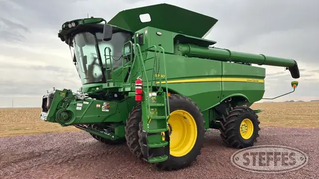 2022 John Deere S780