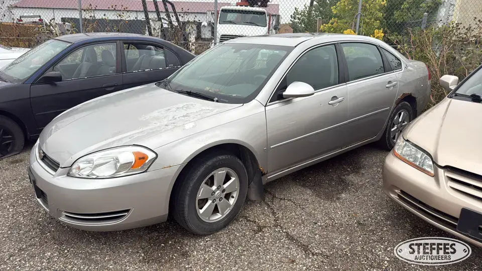 2007 Chevrolet Impala LT Car