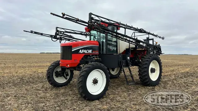 2006 Apache AS1010