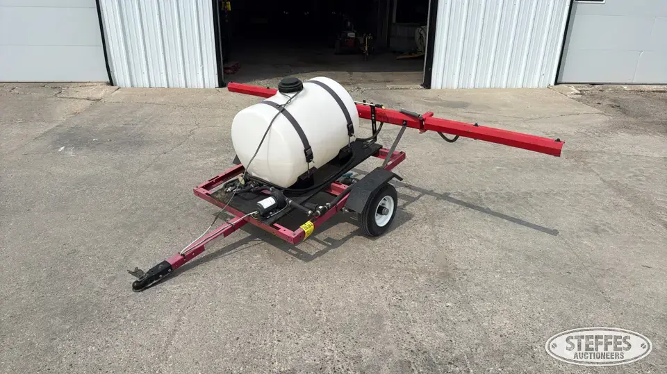 2005 Long Chih Lawn Sprayers and Spreader