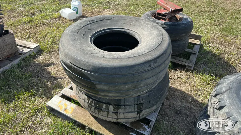 (2) Goodyear 16.5L-16.1 tires Tractor-Implement Tire