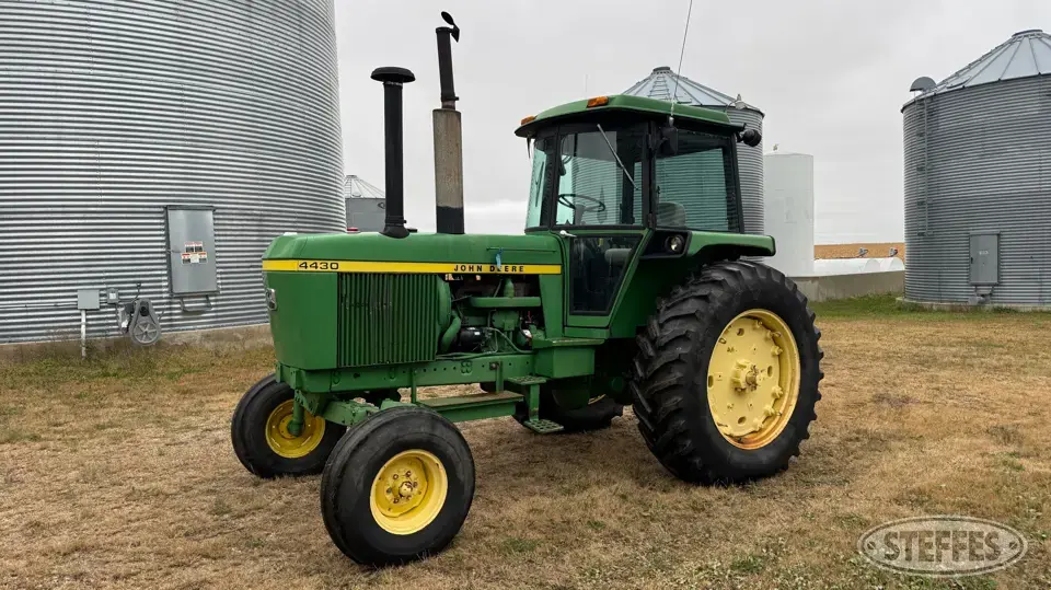 1975 John Deere 4430 2WD Tractor