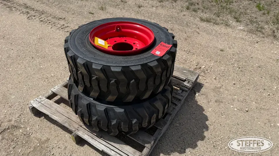 (2) Beaver 12-16.5 skid steer tires Tractor-Implement Tire