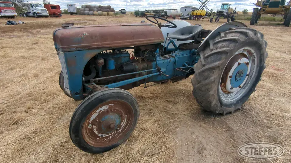 1940 Ford 9N Collectible Tractor