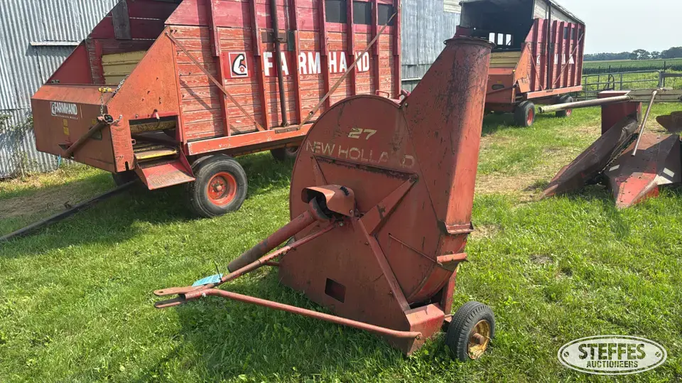 New Holland 27 Forage Processing