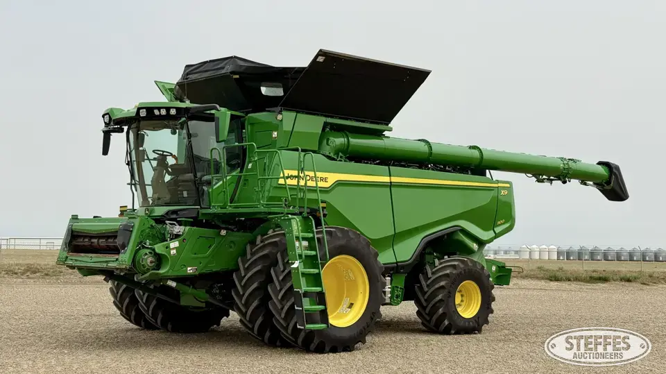 2025 John Deere X9 1100 Combine
