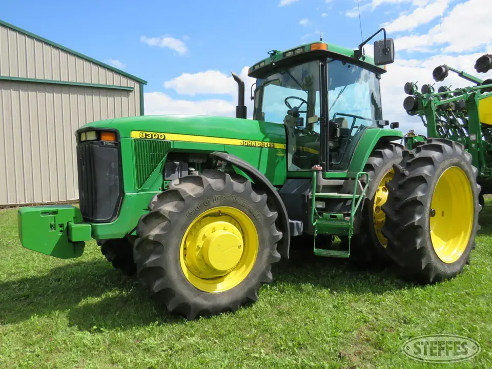 1998 John Deere 8300 MFWD Tractor