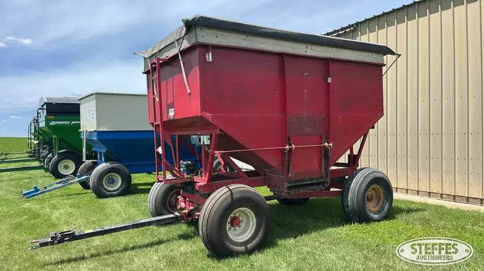 Gravity wagon Bulk Seed Tender Trailer