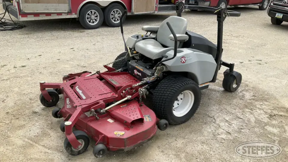 2009 eXmark Front Runner Zero Turn Mower