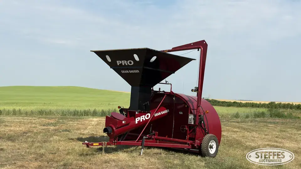 Arc Alloy 1510 Pro Grain Bag Loaders and Unloader