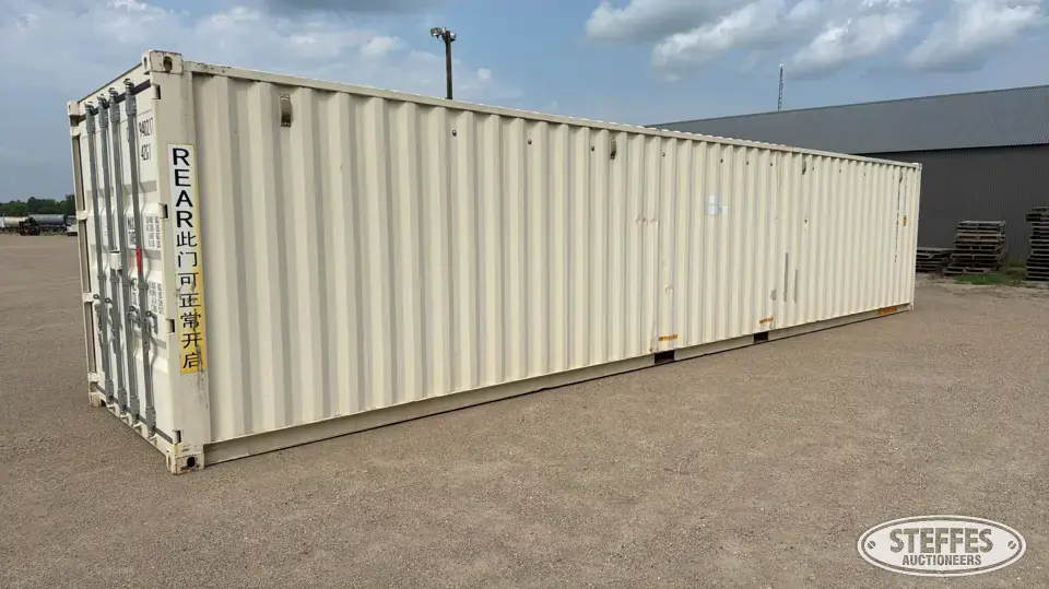 2017 Shipping container