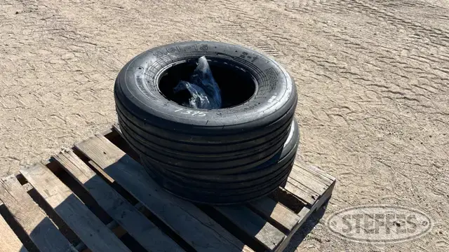 (2) Marcher 9.5L-15 tires