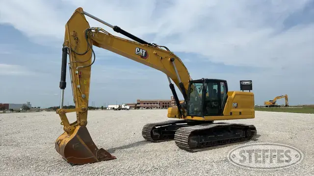 2022 CAT 330