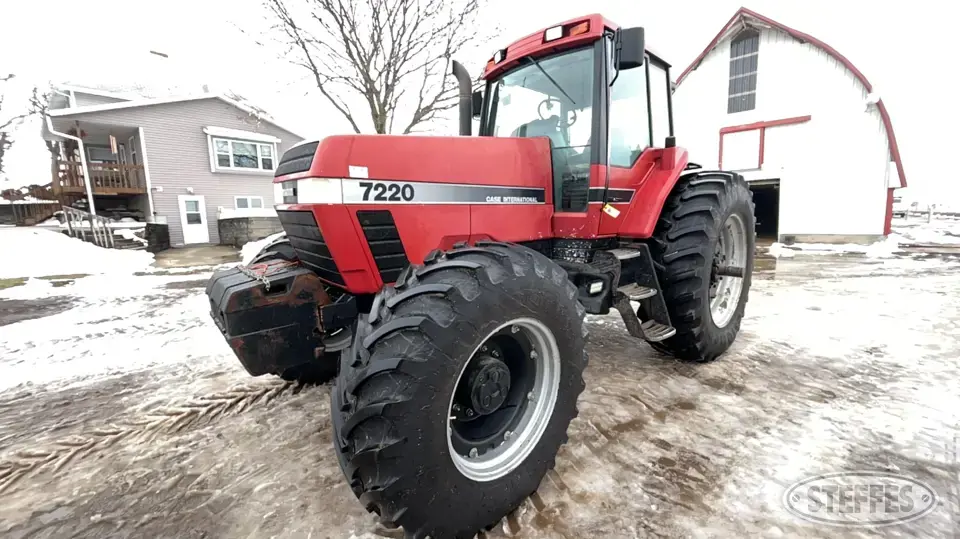 1995 Case IH 7220 MFWD Tractor