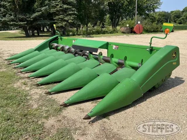 2004 John Deere 893