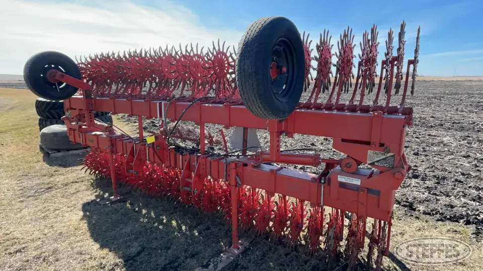 Yetter 3530 Rotary Hoe