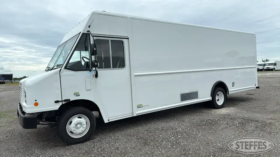 2021 Ford F59 P1200 Utilimaster Van Truck