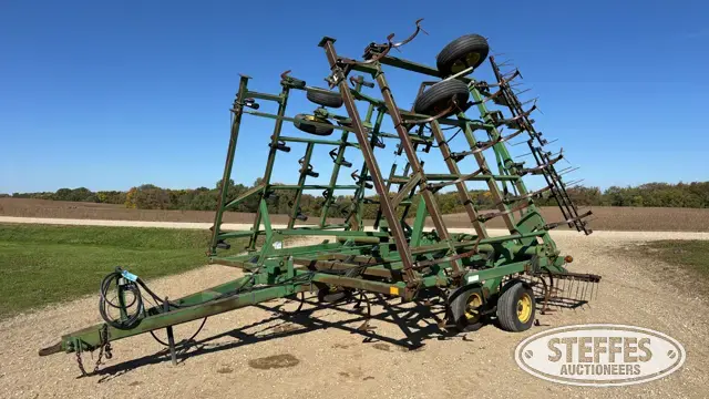 John Deere 980