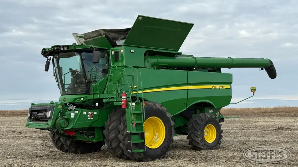 2023 John Deere S770 Combine