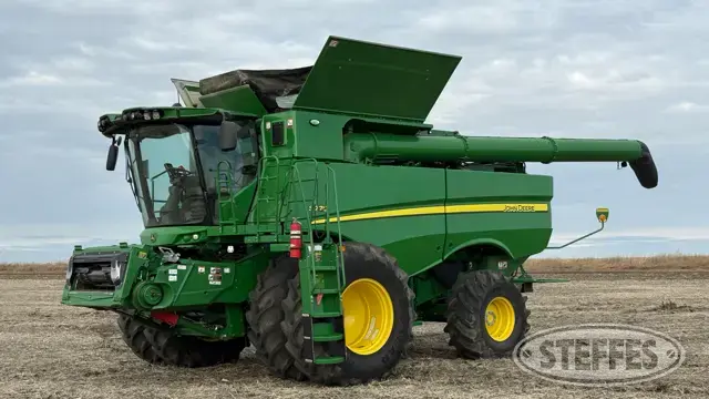 2023 John Deere S770