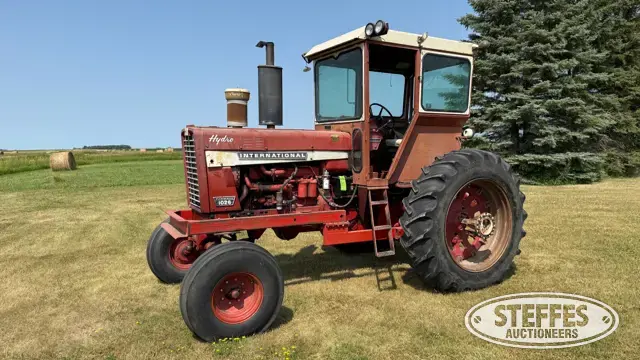 1970 Farmall 1026