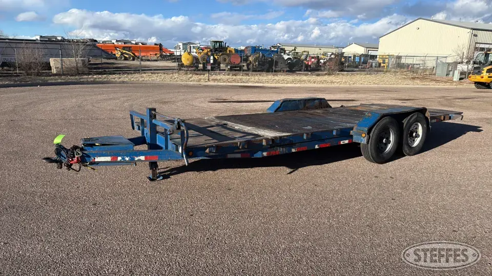 2004 Load Max Flatbed Trailer