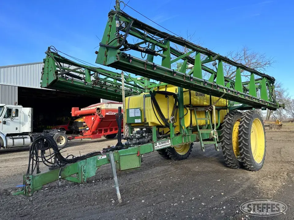 2005 Summers Ultra Supersprayer Pull-Type Sprayer