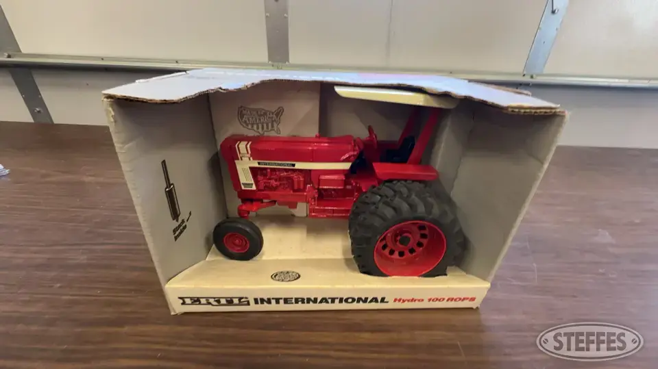 International 100 Hydro Personal Property