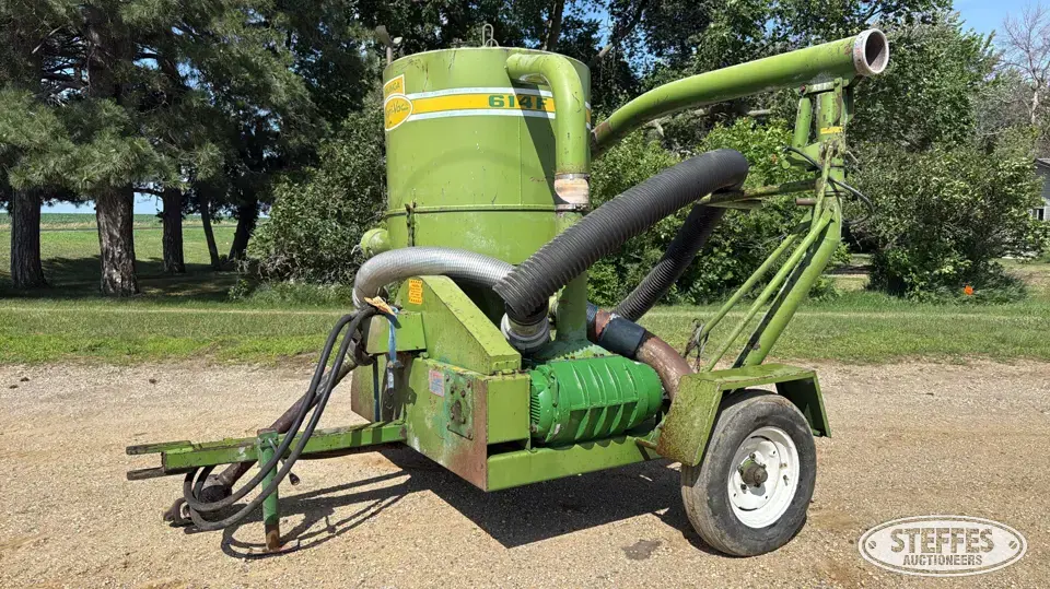 Walinga Agri-Vac 614F Pneumatic Grain Equipment